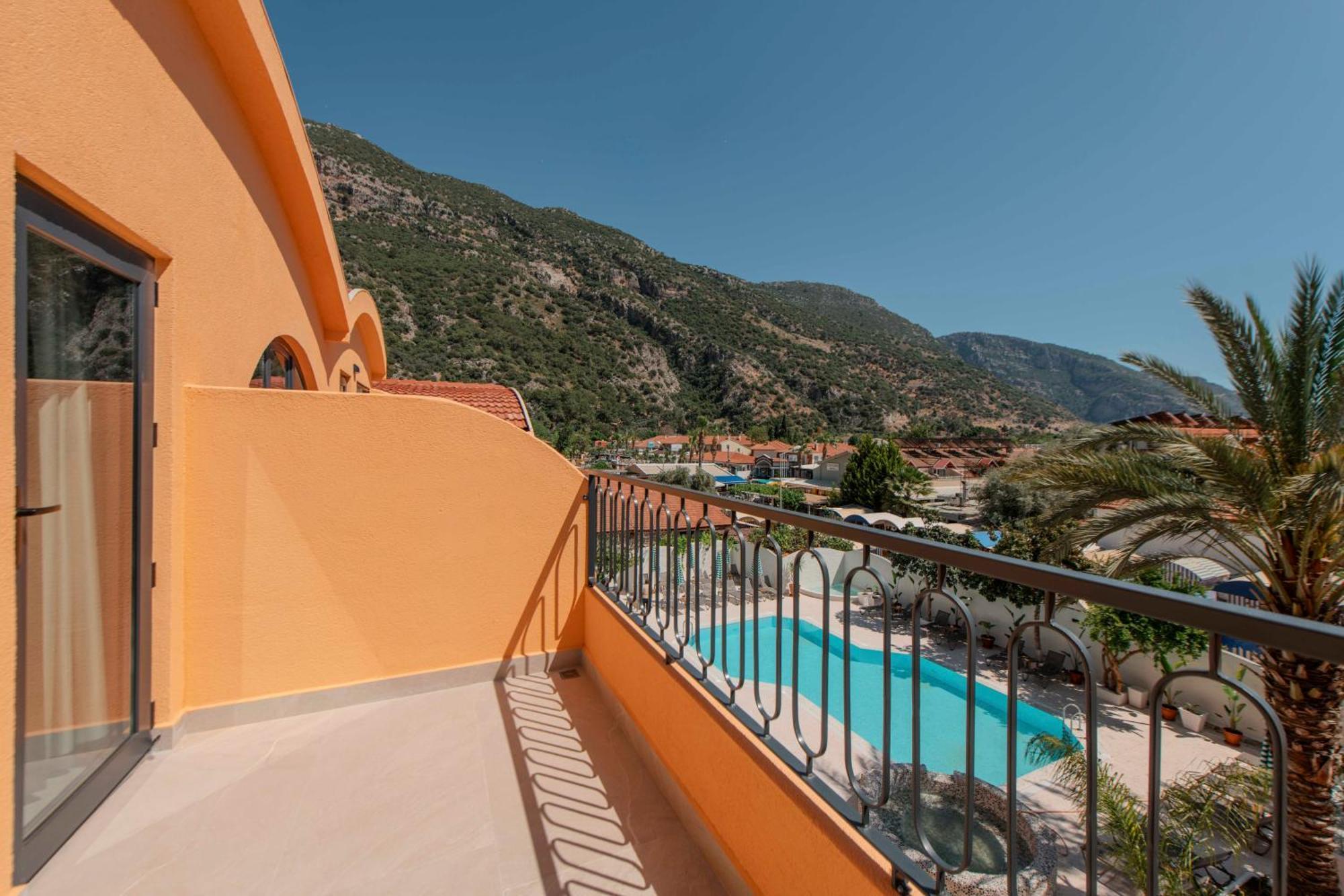 Unsal Hotel Oludeniz Bagian luar foto